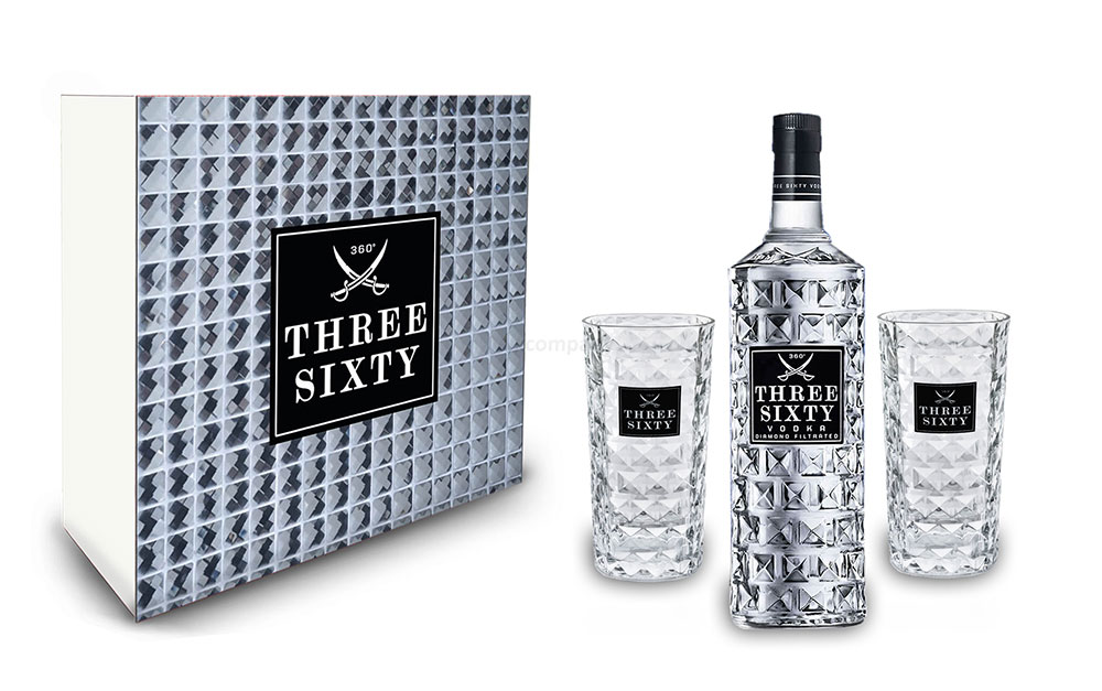 Three Sixty Set Geschenkset Geschenk Box - Three Sixty Vodka Wodka 0,7L 700ml (37,5% Vol) + 2x Gläser eckig Longdrink Glas 300ml Fassung Kristall Glas - [Enthält Sulfite]