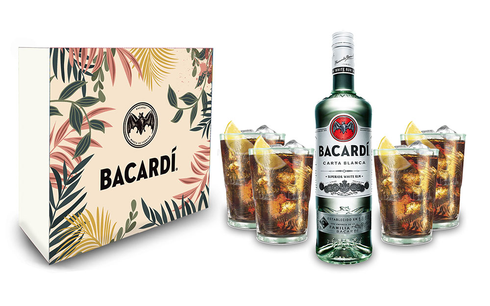 Bacardi Geschenkset - Bacardi Carta 4er + [Enthält Glas- (37,5% Gläser Set 0,7l Longdrink Rum - Sulfite] 10825 Blanca Vol) | 700ml