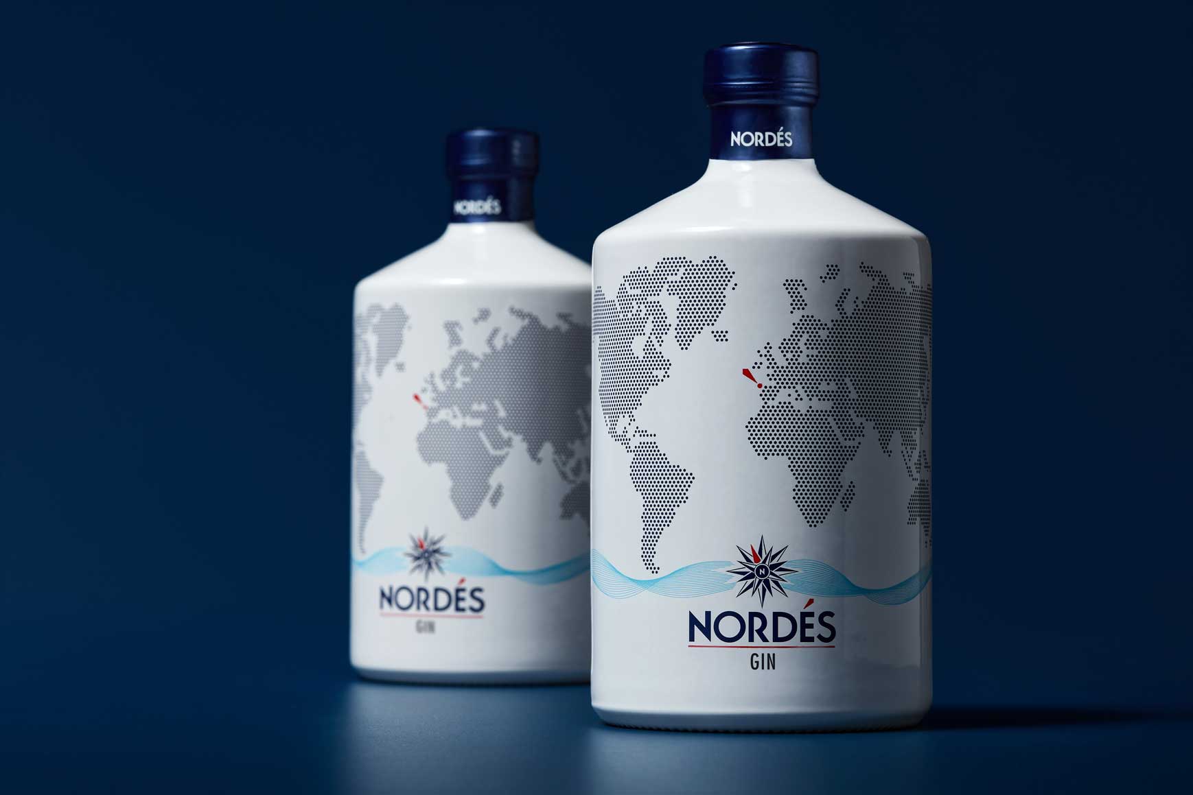 Nordes Atlantic Schuber Geschenkset Gin aus Galizien 0,7l (40% Vol) + 2x Gläser Tumbler weiss + 2x Goldberg Japanese Yuzu Tonic 200ml inkl. Pfand EINWEG -[Enthält Sulfite]