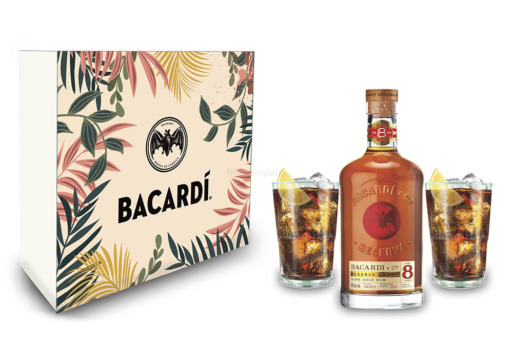 Bacardi Geschenkset - Bacardi Ron 8 Anos Gran Reserva 8 Jahre Rum 0,7l (40% Vol) + 2er Set Gläser / Longdrink Glas - [Enthält Sulfite]